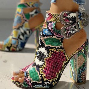 Discounts! ! ! Snakeskin high top fish beak chunky heels